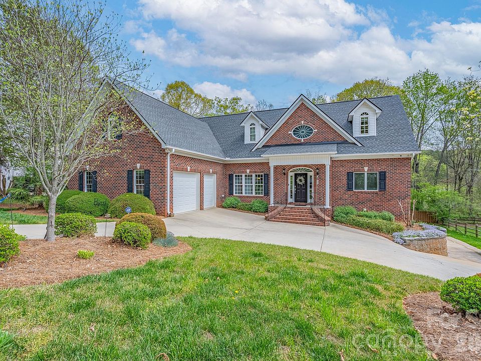 1st image of 2172 Raven Dr
