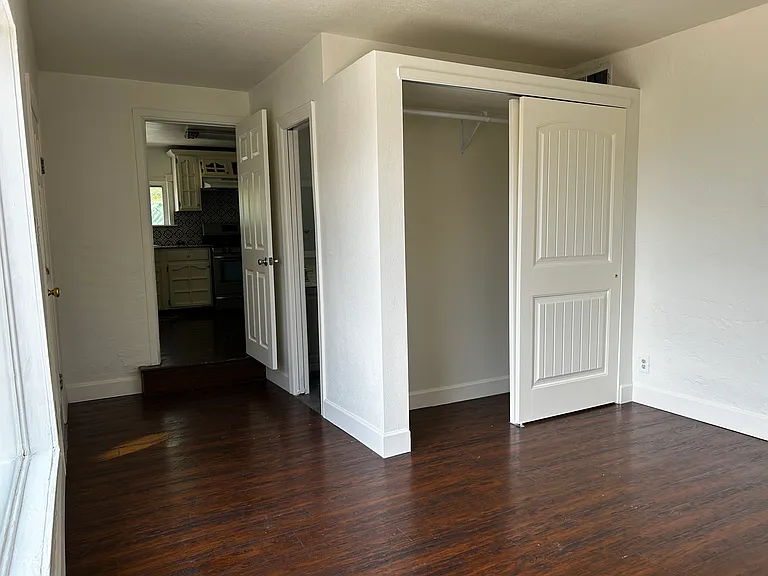 4406 La Luz Ave — Photo 47