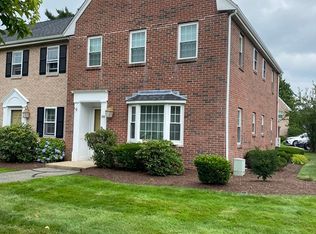 398 Erin Rd UNIT 398, Stoughton, MA 02072