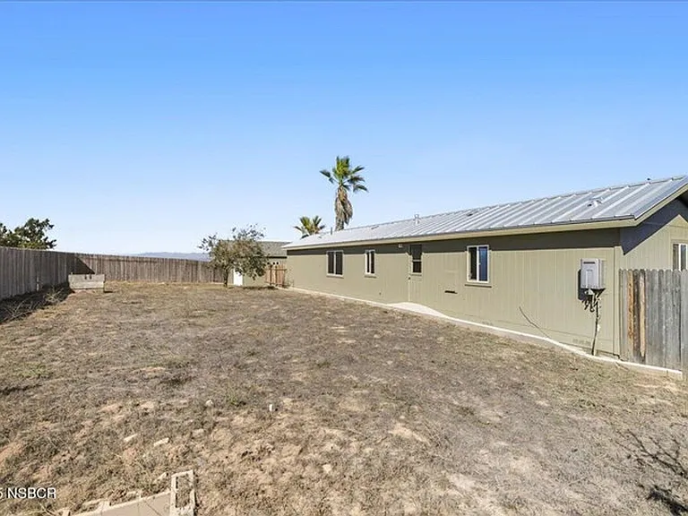 2935 E Clark Ave — Photo 20