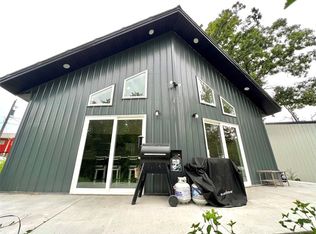 108 Wrenwood Rd, Montezuma, IA 50171