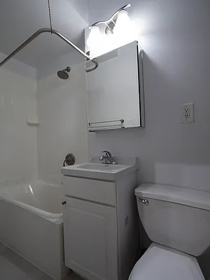 Rented by City Connections Realty | media 10