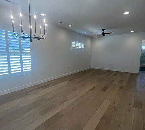 2nd image of 1225 W Ledgerwood Dr