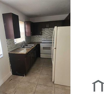 2nd image of 2320 NW 23rd Ln