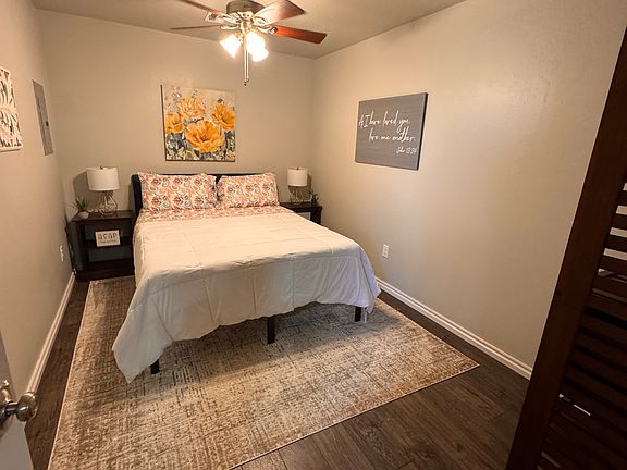 5th image of 1207 W Gore Blvd #17