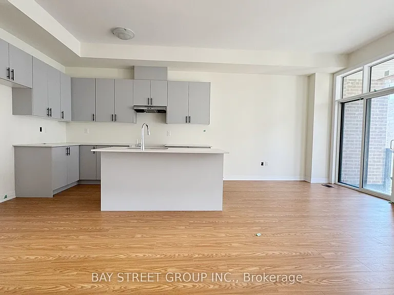 74 Millman Ln — Photo 4