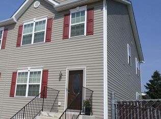 206 N Fairfax Blvd #B, Ranson, WV 25438