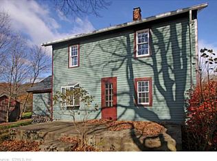 5 Cherry St, Sandy Hook, CT 06482