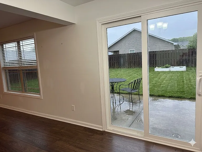 441 Julia Way — Photo 1