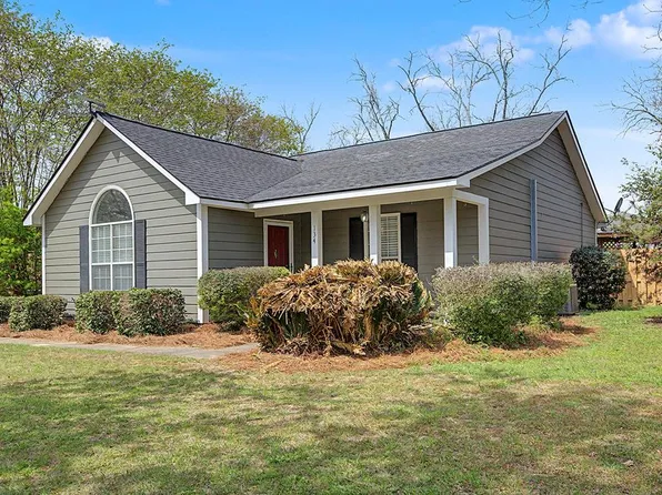 134 Saint Clair Dr, Leesburg, GA 31763