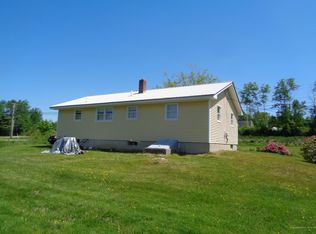 528 Gardiner Rd, Wiscasset, ME 04578