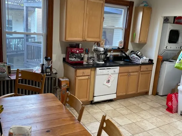 121 Calumet St #4, Roxbury Crossing, MA 02120