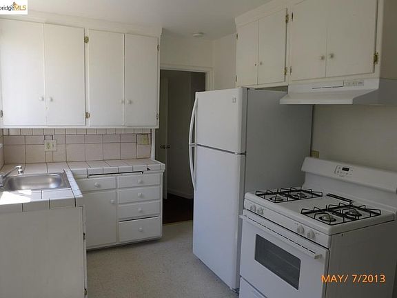 3rd image of 425 S 23rd St