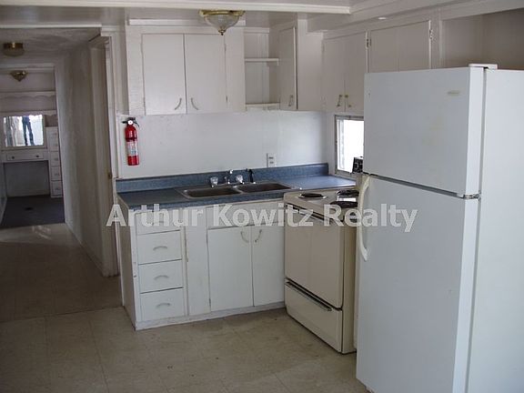 3rd image of 767 Espanola Ave Lot 3
