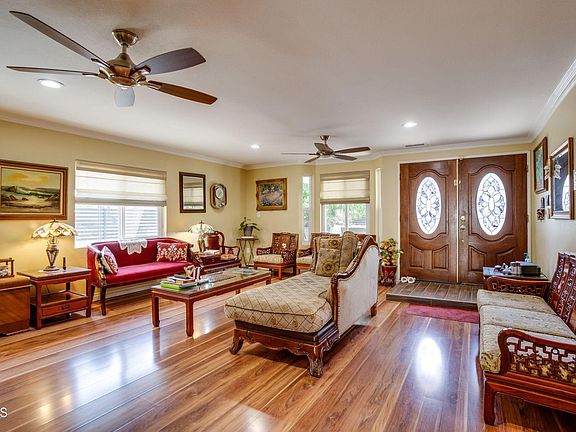 5th image of 5232 Farago Ave