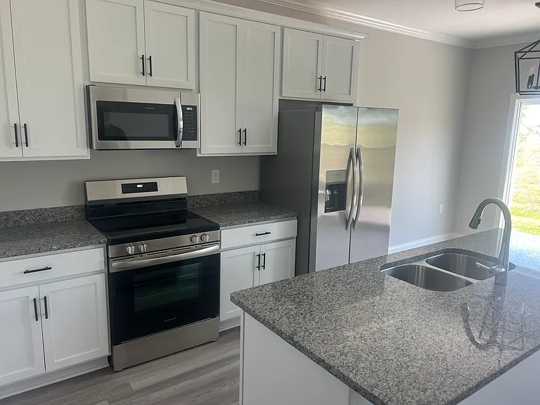6481 Fortuna Ave — Photo 10