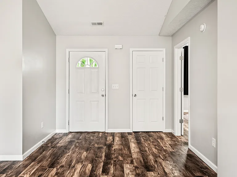 2099 Yacht Club Rd — Photo 14