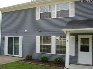 13812 Oakbrook Dr #3812, North Royalton, OH 44133