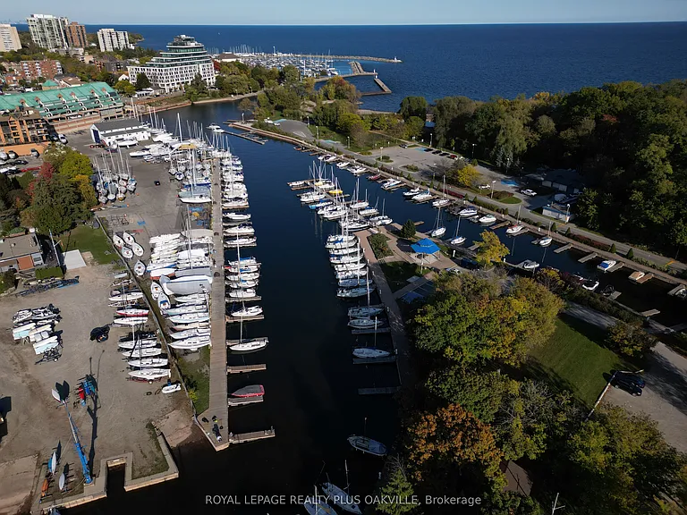 100 Bronte Rd #404 — Photo 36