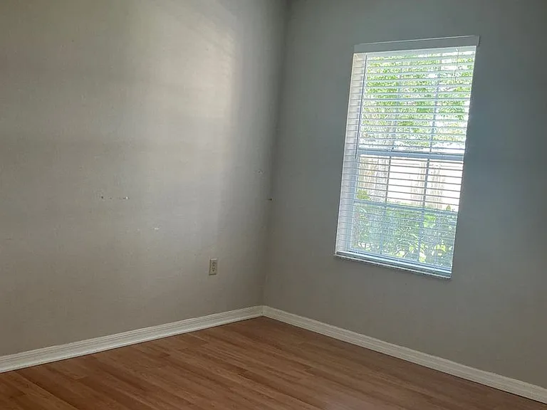 168 SW Peacock Blvd #35-103 — Photo 7