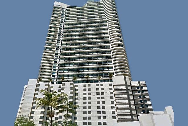 2nd image of 60 SW 13th St APT 3631
