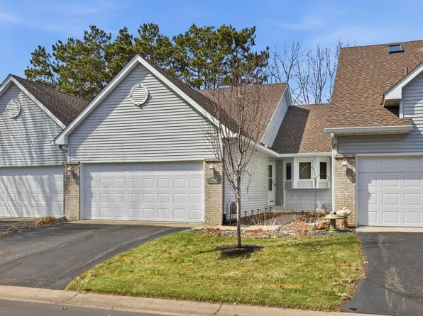 12568 Drake St NW, Coon Rapids, MN 55448