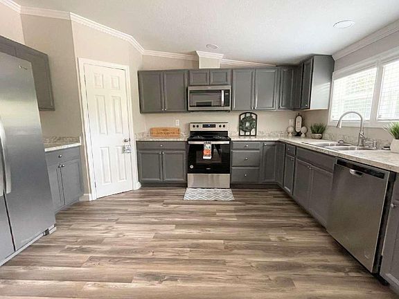 3rd image of 263 SE Valerie Ct