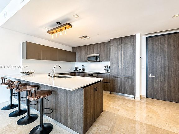 5th image of 88 SW 7th St APT 3403