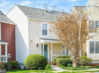 1704 Quietree Dr, Reston, VA 20194