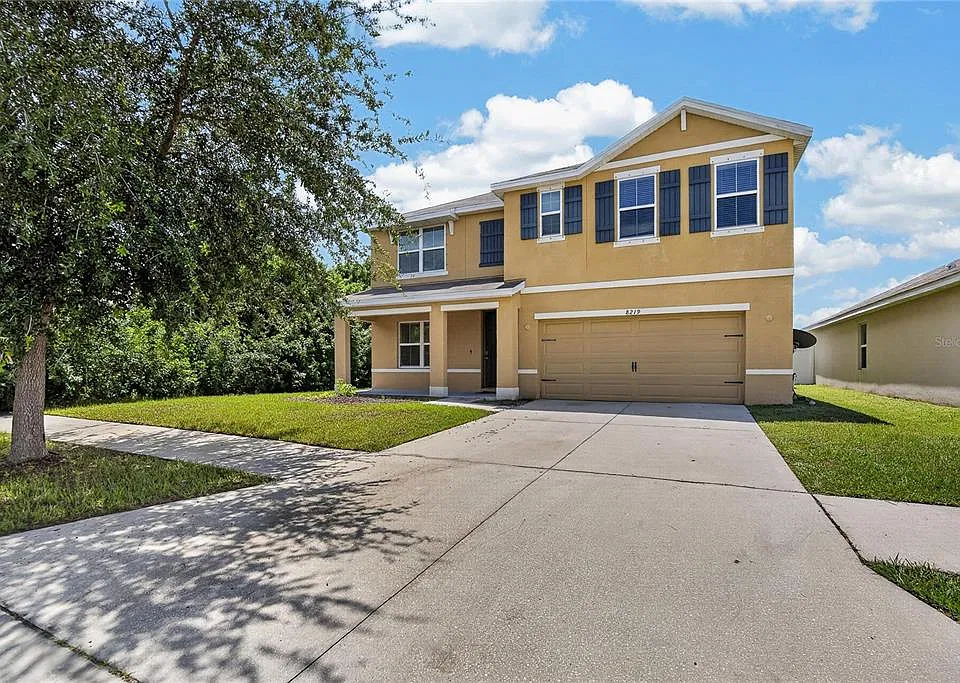 8219 Bilston Village Ln