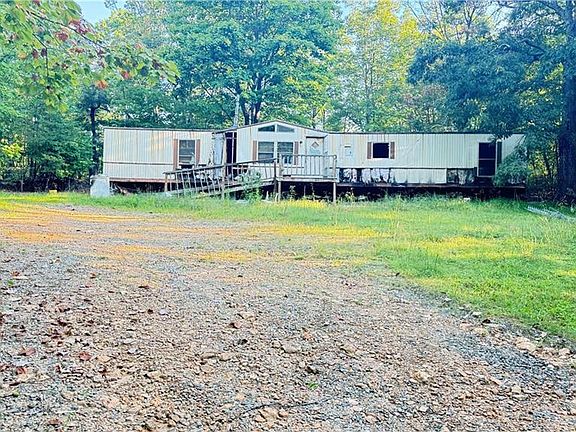 3rd image of 3787 Pine Ridge Rd