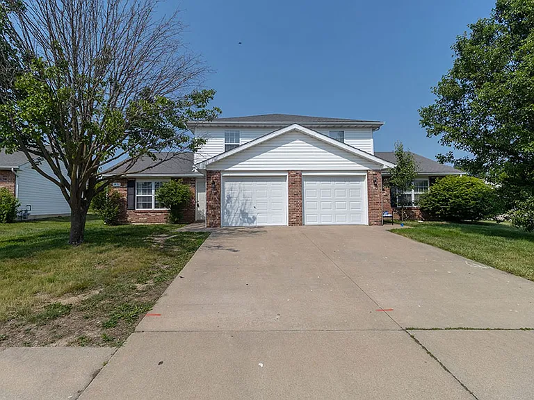 1421 Risen Star Ct — Photo 25