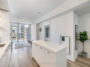 32 Davenport Rd #706, Toronto, ON M5R 0B5