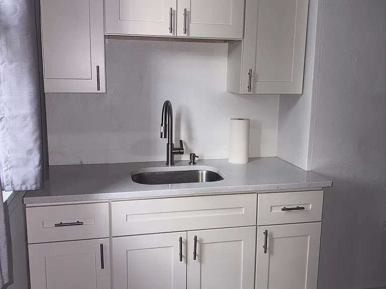 108 Fisk Ave #1 — Photo 11