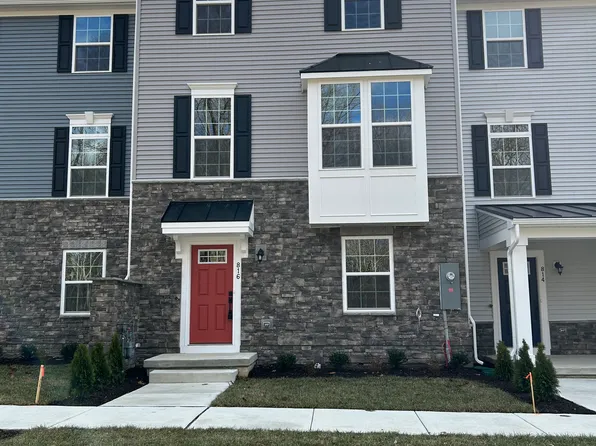 816 New Castle Landing Dr, Middletown, DE 19709