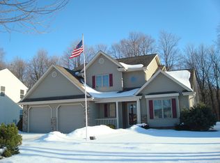 607 Polaris St, West Bend, WI 53095