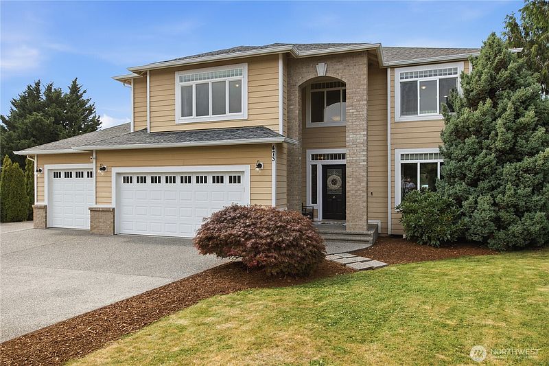 2nd image of 473 Mountain Circle Drive