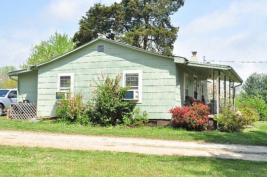 5th image of 84 Cedar Dr