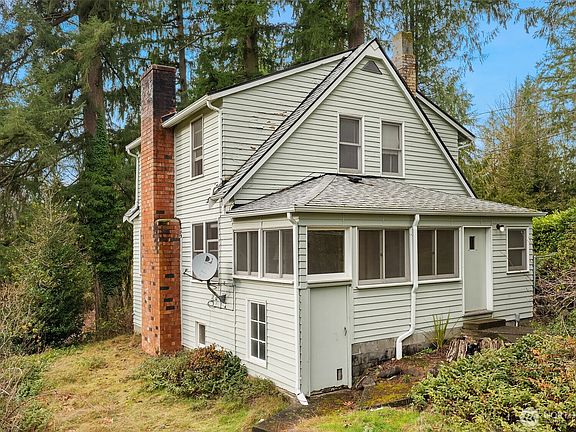 3rd image of 23203 Upper Dorre Don Way SE
