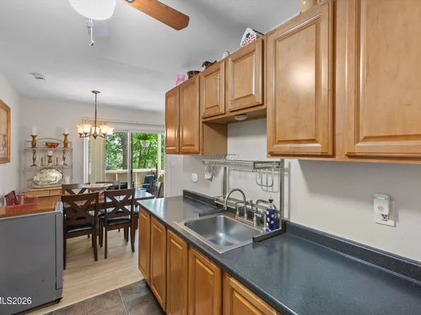 3890 E Leonesio Dr APT D1, Reno, NV 89512