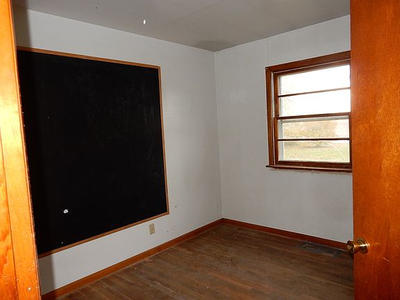 5th image of 4873 N 475 W