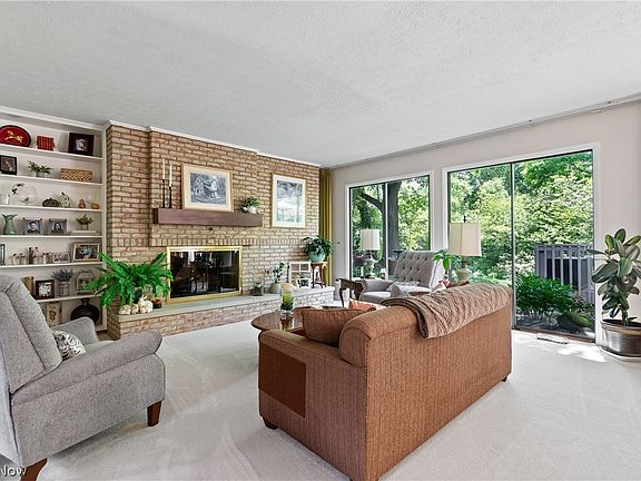 2nd image of 731 Creekside Dr #38
