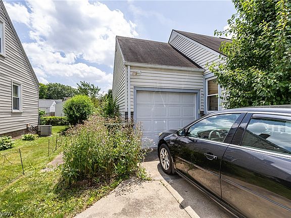 2nd image of 1644 37th St NW