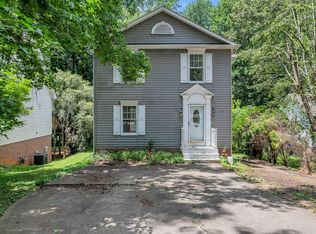 22 Venning Ct, Greenville, SC 29609