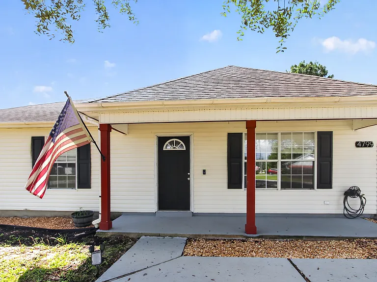 4799 Coronado Cir — Photo 3
