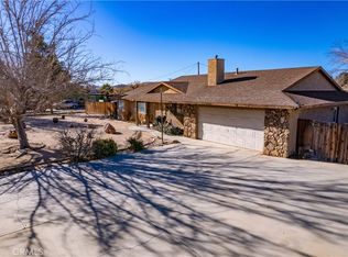 15482 Apache Rd, Apple Valley, CA 92307