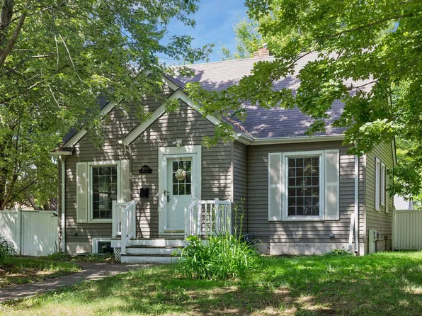 3240 Hampshire Ave S, Saint Louis Park, MN 55426