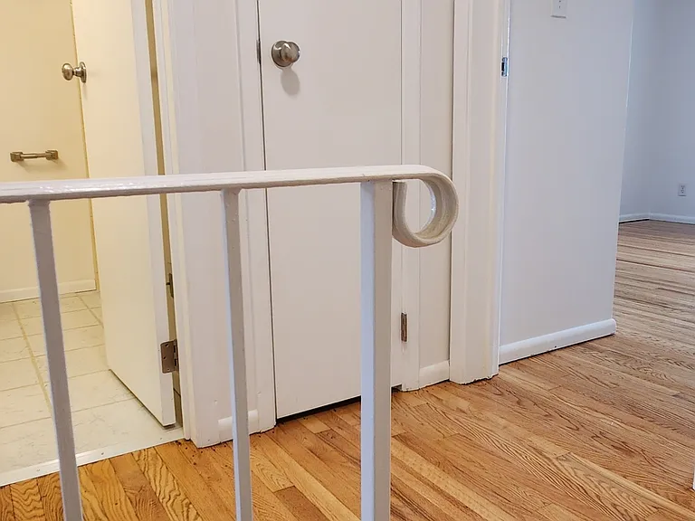 342 Fairmont Ave — Photo 152