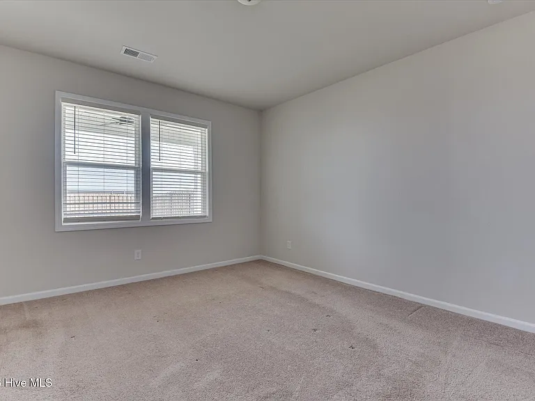 827 Justify Loop — Photo 20