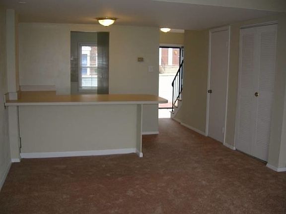 Living/Dining to Kitchen